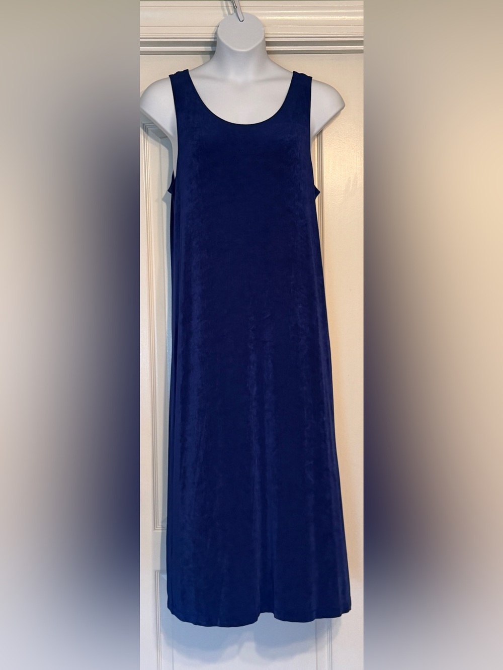 Sleek Navy Blue Maxi Dress